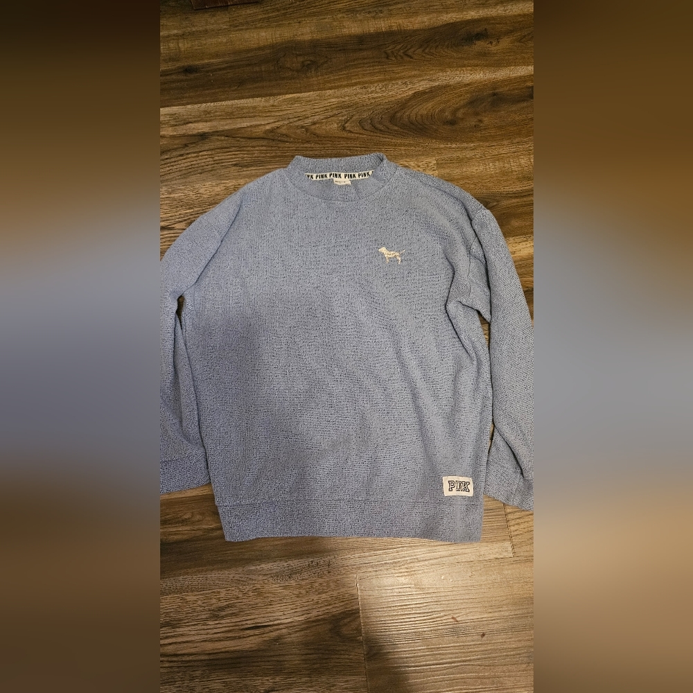 pink sweatshirt